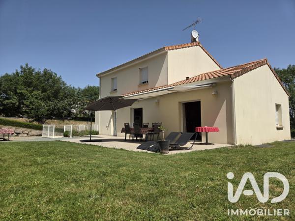 Maison à vendre 8 pièces 162 m² Réaumur