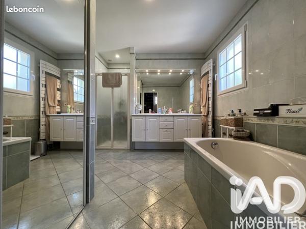 Maison à vendre 8 pièces 162 m² Réaumur