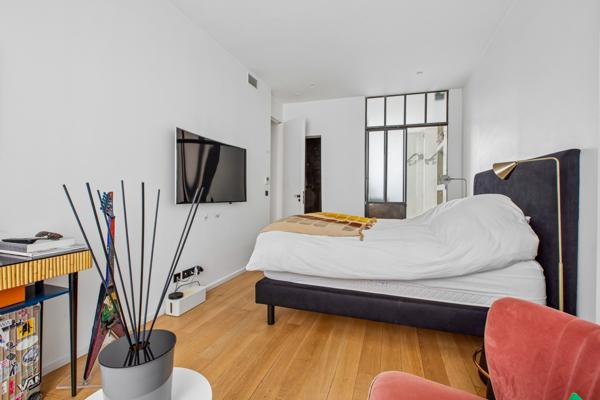 Paris (75008) ADRESSE EXCLUSIVE 175m² PL. BEAUVAU / ELYSEE