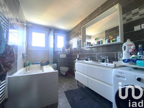 Maison à vendre 6 pièces 146 m² Sainte-Geneviève-des-Bois