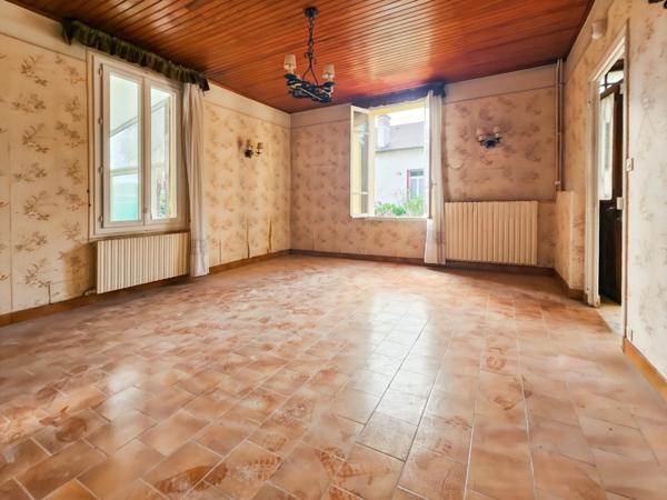 Maison T4 à rénover – 136 m² habitables – Terrain 1 350 m² – Bordères-sur-l’Échez (proche Tarbes)