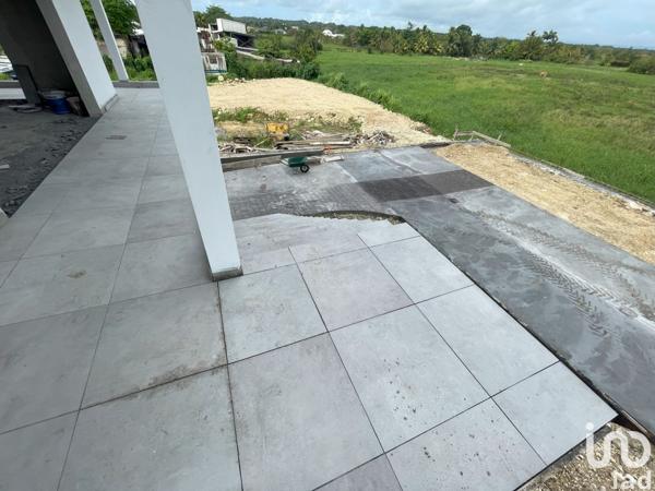 Location boutique/local commercial 204 m² Morne-à-l'Eau