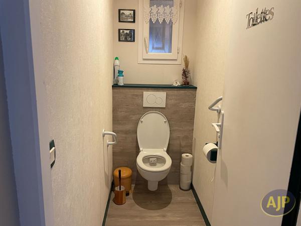 Location maison Listrac Medoc : 1 270 € - AJP Pauillac Immobilier