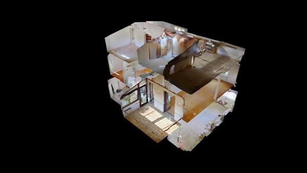 THURINS - Maison de village à potentiel avec jardin à Thurins (69)