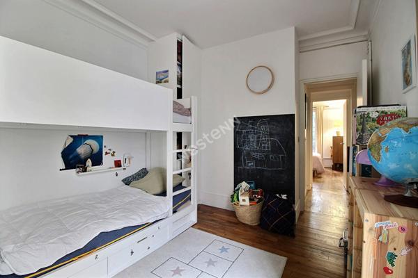 Appartement Paris 3/4 pièces 74.85 m2