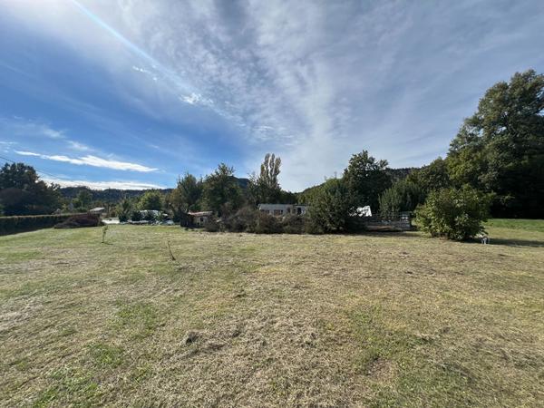 Cabanon La Motte-du-caire 2 pièces 20 m2 sur un terrain non constructible