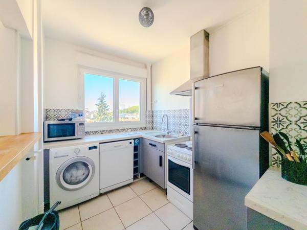 Appartement de 59 m² en centre-ville du Mans, proche de la gare, sans travaux.