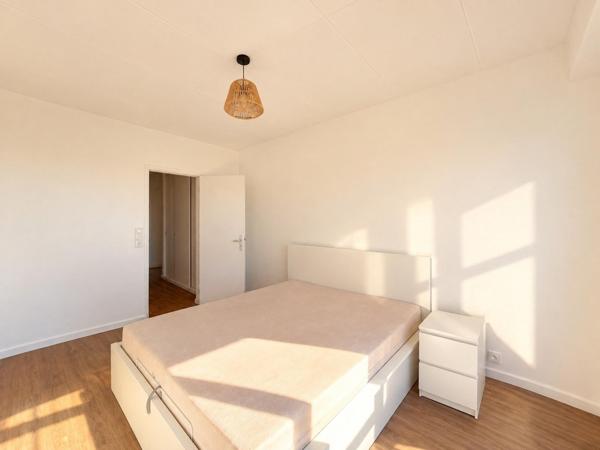 Appartement de 59 m² en centre-ville du Mans, proche de la gare, sans travaux.