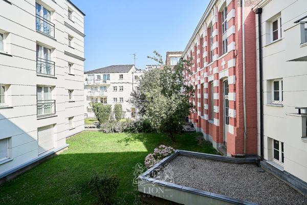 Proche Louise de Bettignies, T3 avec garage