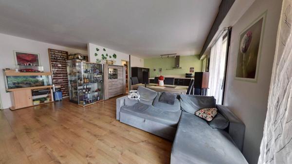 Appartement Roissy En Brie 5 pièce(s) 106.6 m2