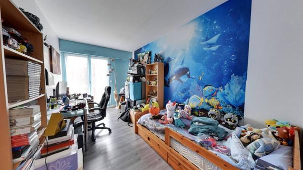 Appartement Roissy En Brie 5 pièce(s) 106.6 m2