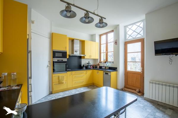 Maison à vendre |  Houdan |  15 pièces | 690 m²