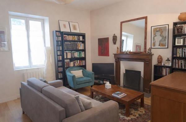 Appartement 2 chambres à Pont-Aven en rez-de-chaussée avec une cour privative de 12 m²