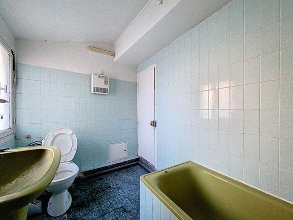 A vendre local commercial avec appartement au coeur de Sisteron