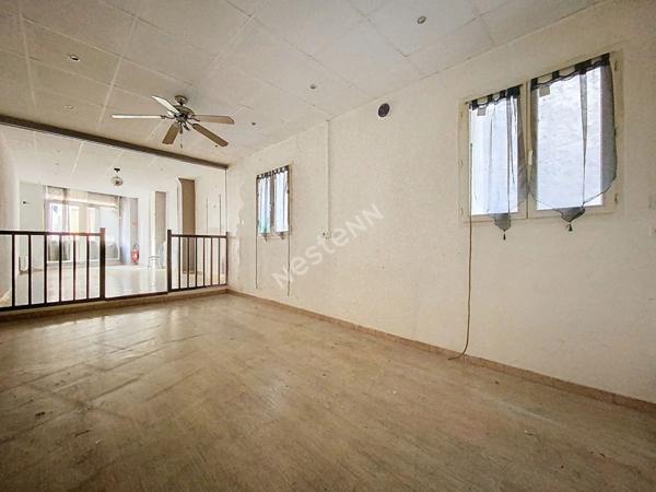 A vendre local commercial avec appartement au coeur de Sisteron