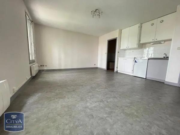 Appartement à louer 1 pièce 33m² Bourges (18000)
