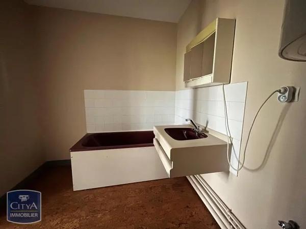 Appartement à louer 1 pièce 33m² Bourges (18000)