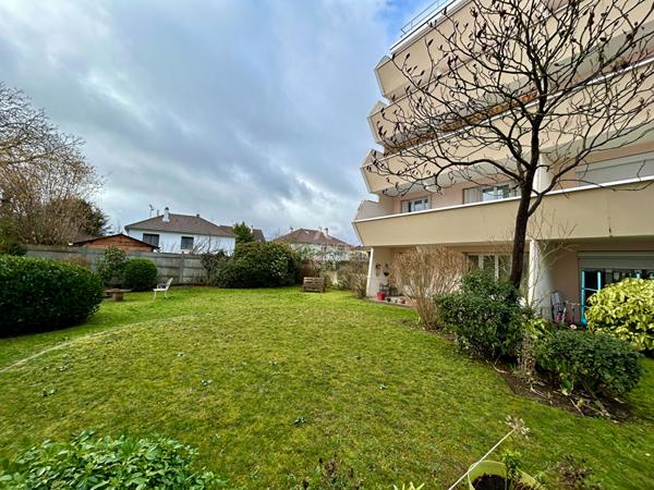 Appartement Poissy 4 pièces 77.77 m2 €229 000 ** - Référence 9070