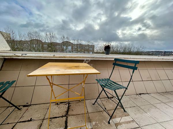 Appartement Poissy 4 pièces 77.77 m2 €229 000 ** - Référence 9070