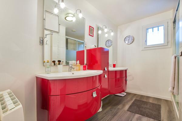 Maison spacieuse à vendre à Guignes - 4 chambres et jardin !