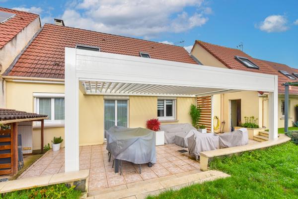 Maison spacieuse à vendre à Guignes - 4 chambres et jardin !