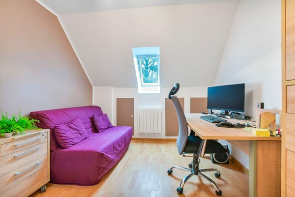 Maison spacieuse à vendre à Guignes - 4 chambres et jardin !