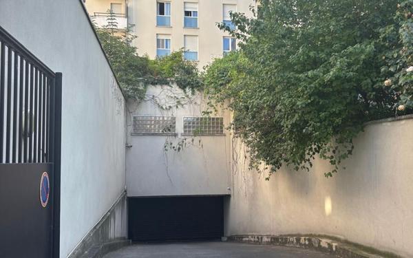 Stationnement à vendre