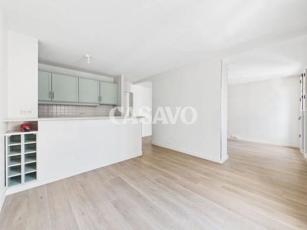 Vente Appartement 4 pièces de 79m² - 75011 Paris