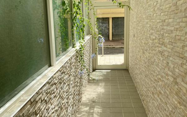 Immeuble à vendre    11 pièces • 252 m2 Nice