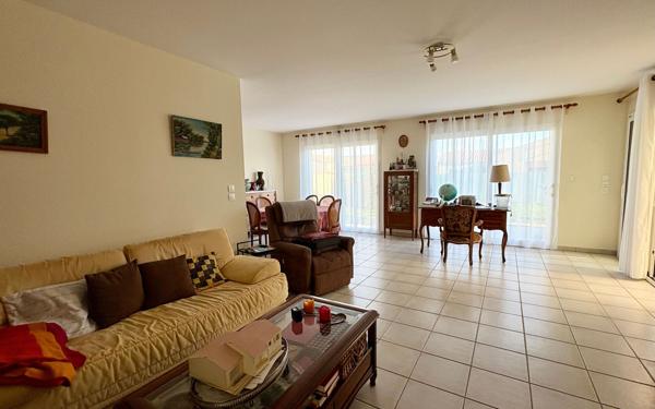 Maison à vendre    4 pièces •  Marennes