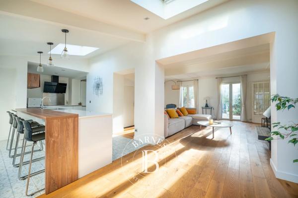 Bois-Colombes, Maison 5 Chambres -  280 m² à vendre