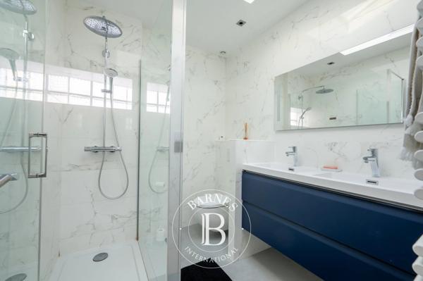 Bois-Colombes, Maison 5 Chambres -  280 m² à vendre