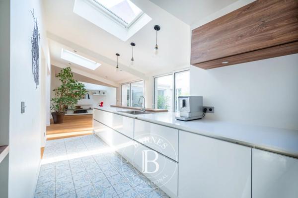 Bois-Colombes, Maison 5 Chambres -  280 m² à vendre