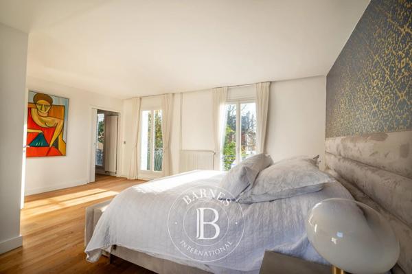 Bois-Colombes, Maison 5 Chambres -  280 m² à vendre