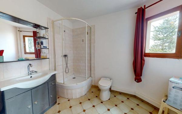 Maison à vendre    10 pièces •  Hyères