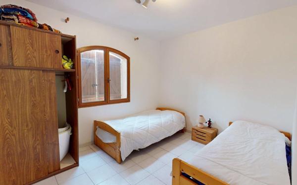 Maison à vendre    10 pièces •  Hyères