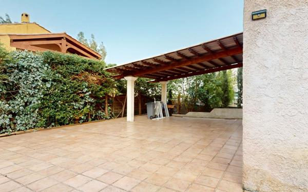 Maison à vendre    10 pièces •  Hyères