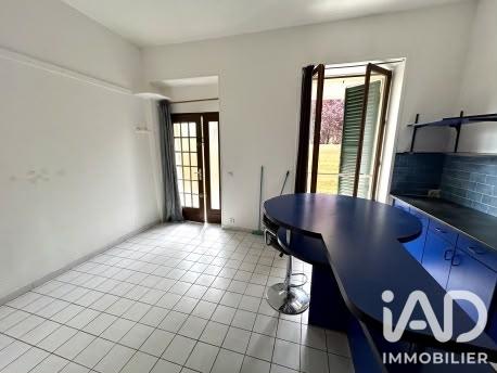 Location studio 28 m² Claye-Souilly