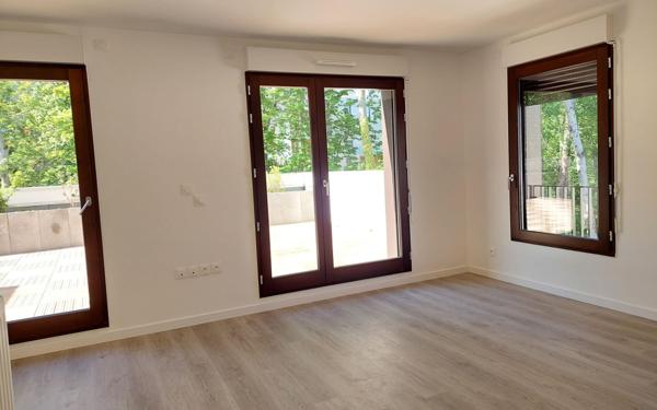 Appartement à vendre    4 pièces • 75,60 m2 Massy
