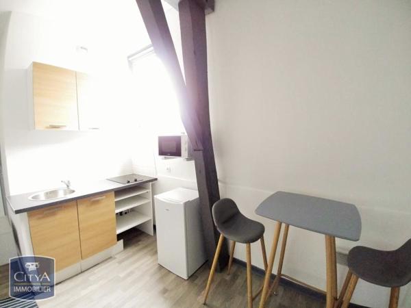 Appartement à louer 1 pièce 28.56m²