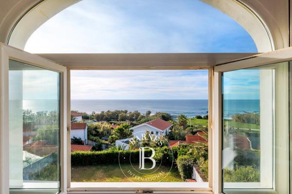 Biarritz, Appartement 1 Chambre -  83 m² à vendre