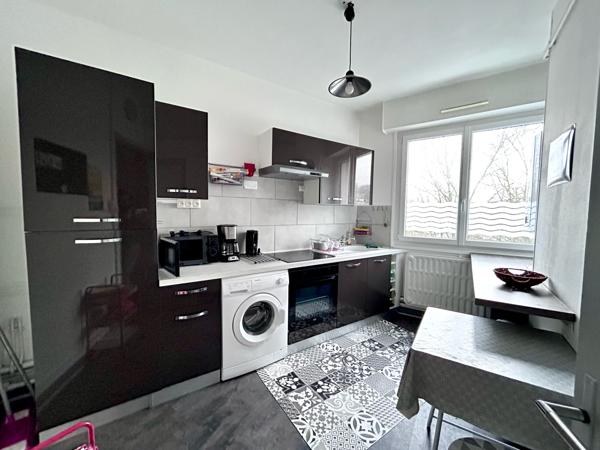 Appartement
                                                                                                                                                                                                                                                                                                                        2 pièce(s)                                                                                                                                                                                                          1 chambre(s)                                                                                                                                                                                                          43.16  m²