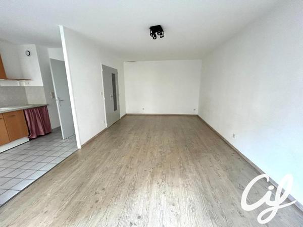 Appartement T2 NANTES Viarme - 49.09 m2  198 000 Euros