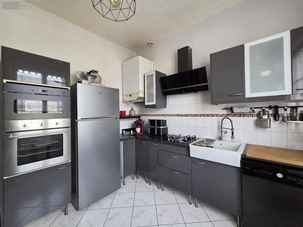 Maison à vendre à Vailly-sur-Aisne dans l'Aisne (02370), ref : 02072/232