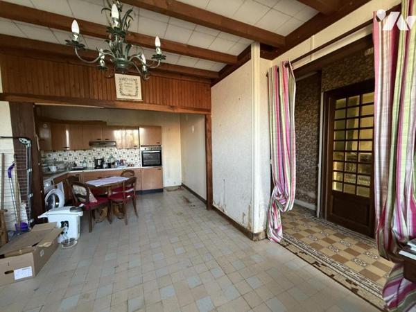 L'étude Napoléon Tourlaville propose à l'Octroi maison à rénover