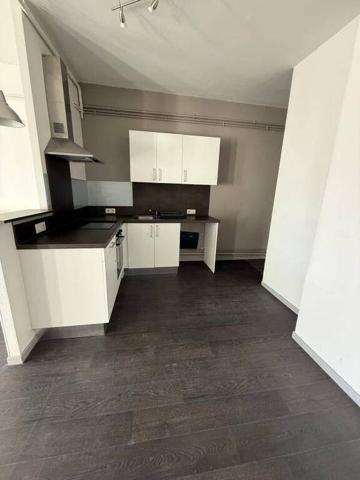 45 BOULEVARD MARECHAL FAYOLLE - F2 2EME ETAGE