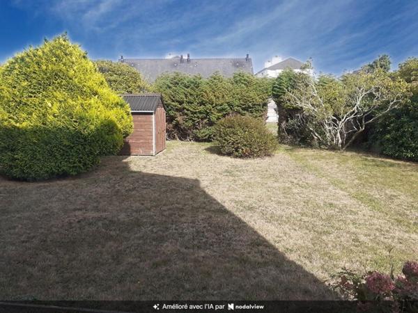 Maison  mitoyenne T8 de 161 m² avec grand jardin à Crozon (29 160 ) A NE PAS LAISSER PASSER !