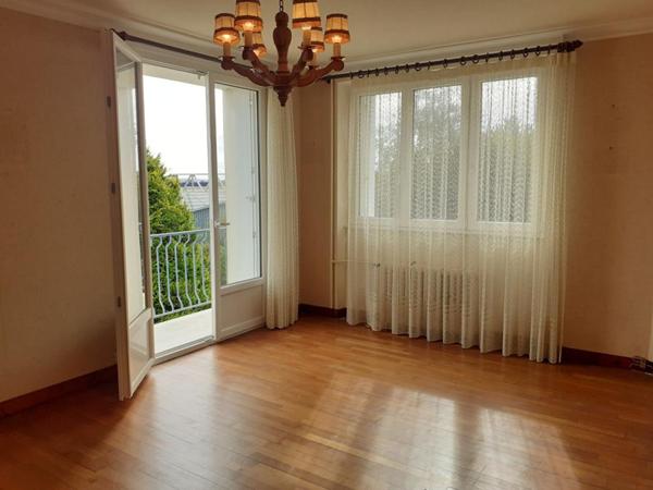 Maison  mitoyenne T8 de 161 m² avec grand jardin à Crozon (29 160 ) A NE PAS LAISSER PASSER !