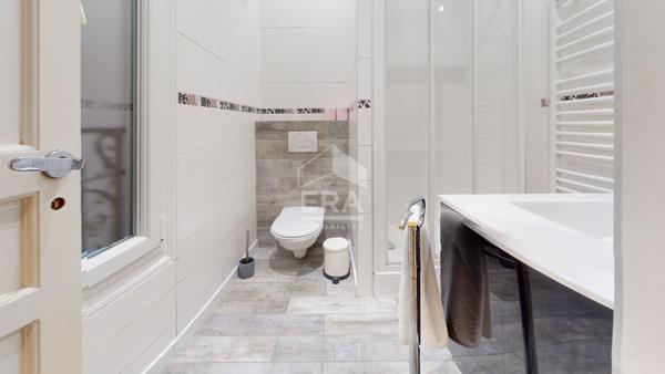 Appartement Paris 3 pièces  56 m2