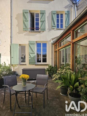 Maison à vendre 6 pièces 214 m² Villeneuve-sur-Yonne